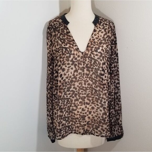 {Love 21} Leopard Print Polyester Blouse - Picture 1 of 10